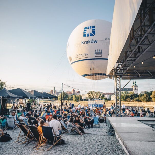 Forum Przestrzenie, riverside relaxation