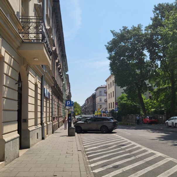 Ulica Topolowa, Wesoła